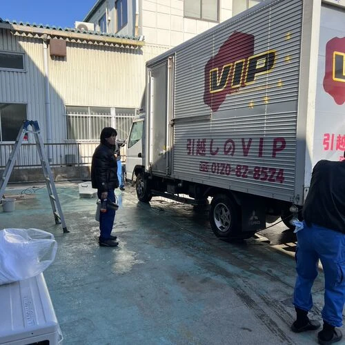 トラック外観チェック